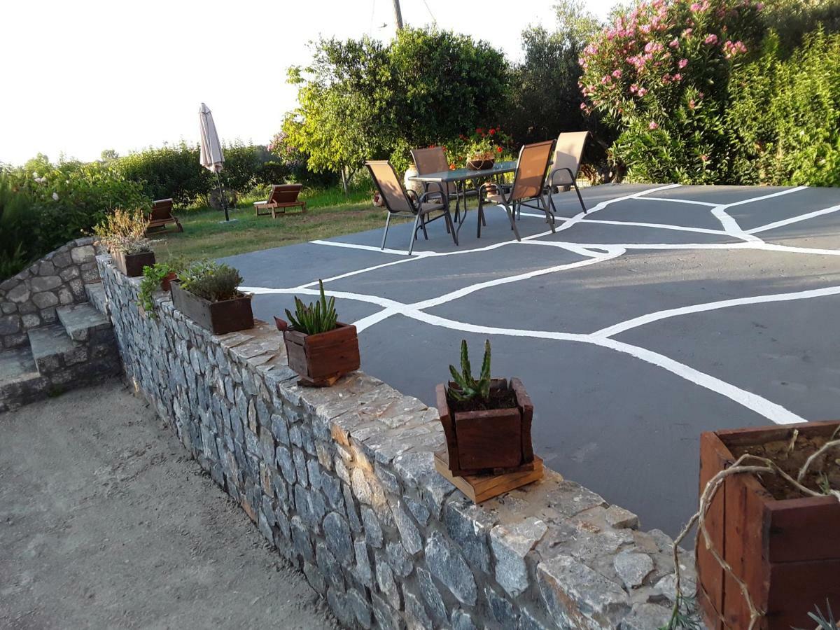 Marianos Apartments Kissamos Bagian luar foto